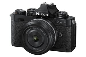 NIKON Dig Z fc Lens Kit w/28mm f/2.8 crni